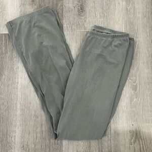 BRANDY MELVILLE TAUPE FLARE LEGGING PANTS